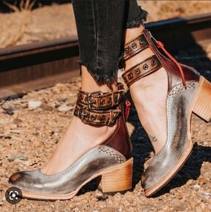 Freebird by Steven Candella Ice Booties Sz 7